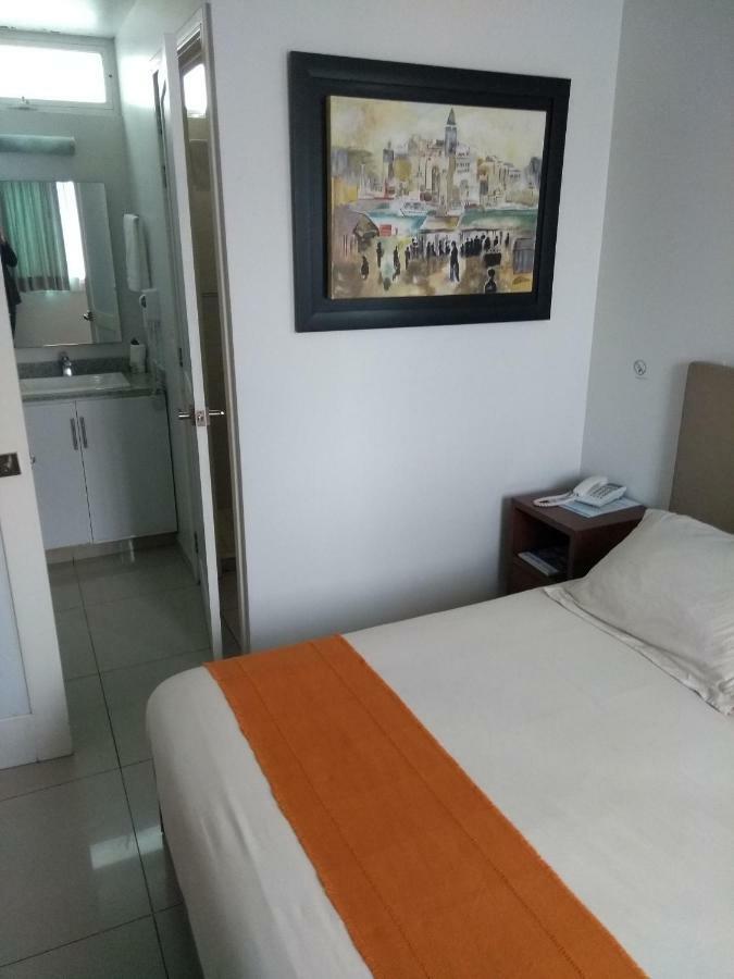 Suites Chapultepec Guadalajara Kültér fotó